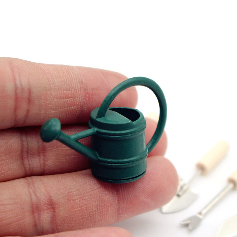 1:12 Dollhouse Miniature Garde - Gardening Tools Watering Can 评论和价格